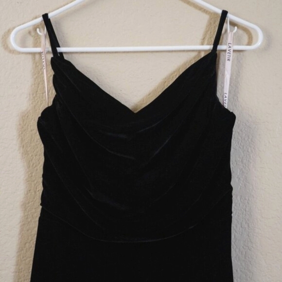 Lavetir Black Crushed Velvet Maxi Dress V Neck Side Slit 6 Strappy Witchy Goth - Picture 1 of 13